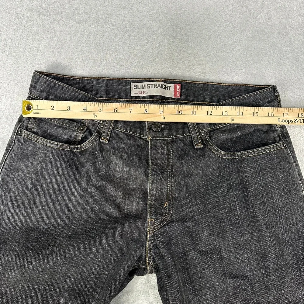 Levis accurately photographed